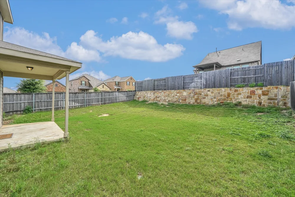 220 Nettletree Drive Buda, TX 78610
