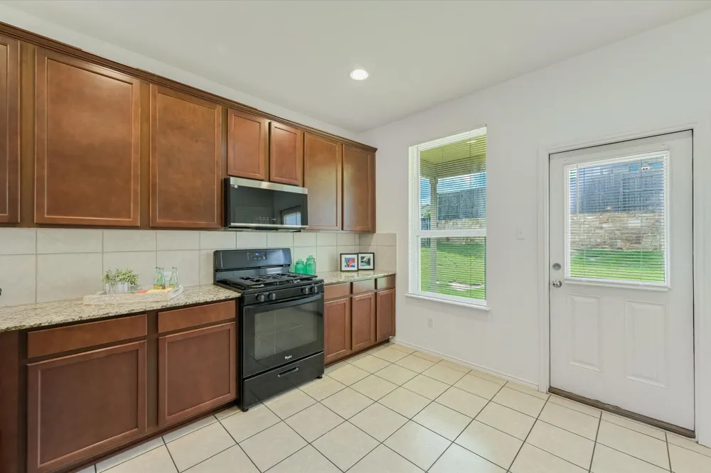 220 Nettletree Drive Buda, TX 78610