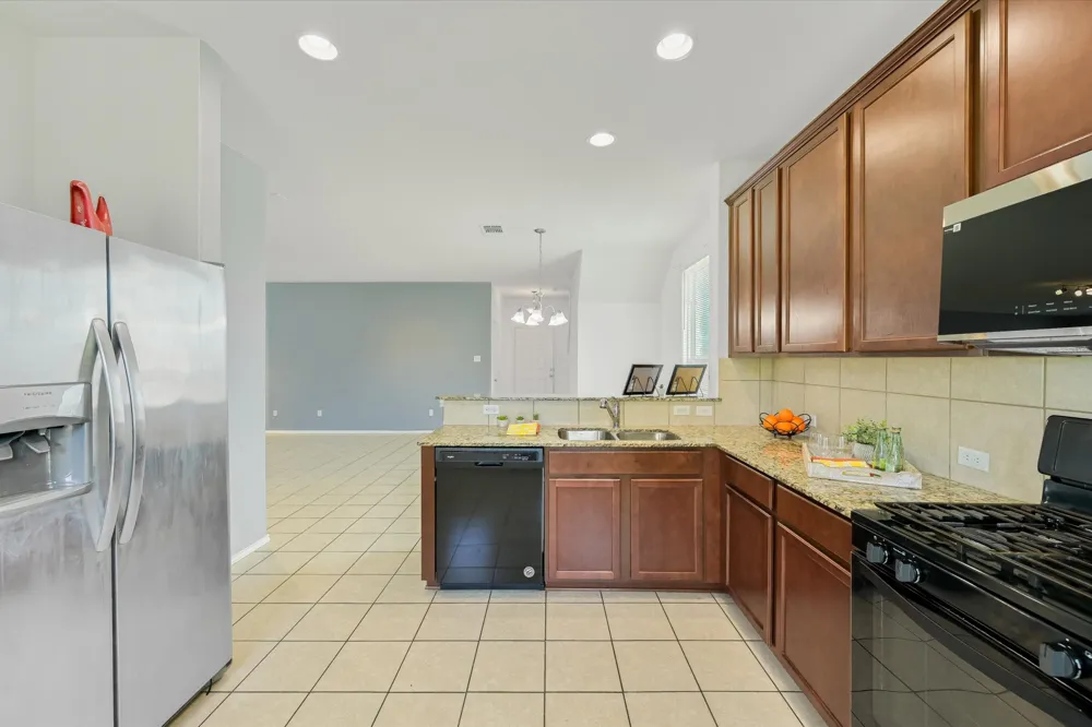 220 Nettletree Drive Buda, TX 78610