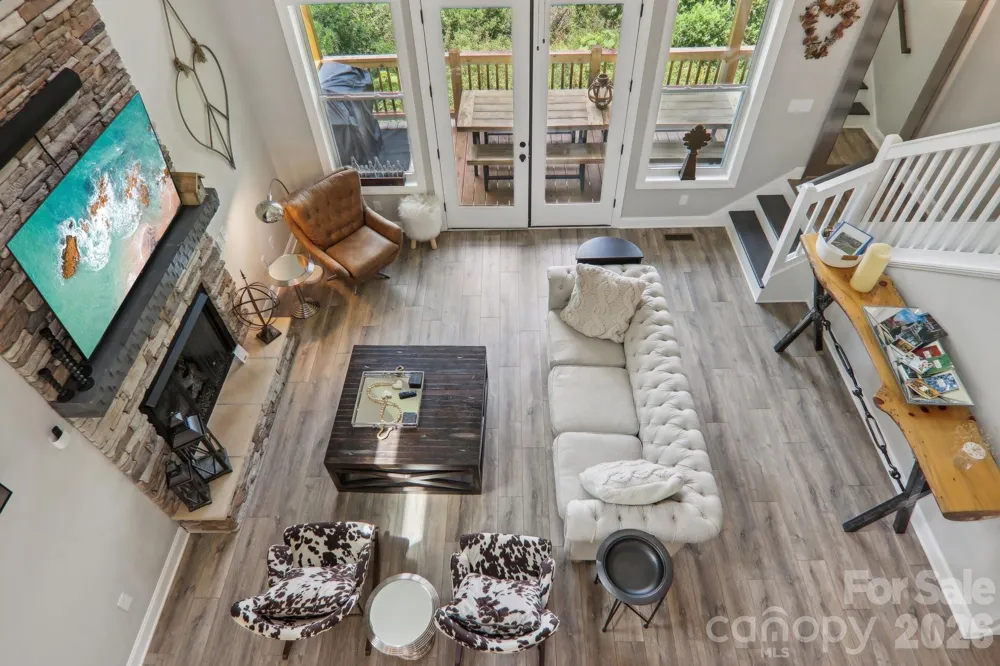1105 Falls View Drive Bryson City, NC 28713
