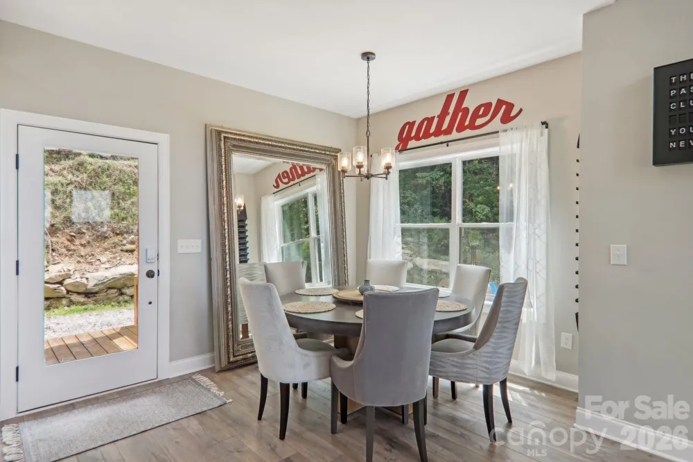 1105 Falls View Drive Bryson City, NC 28713
