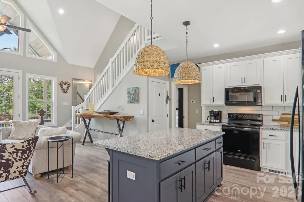 1105 Falls View Drive Bryson City, NC 28713