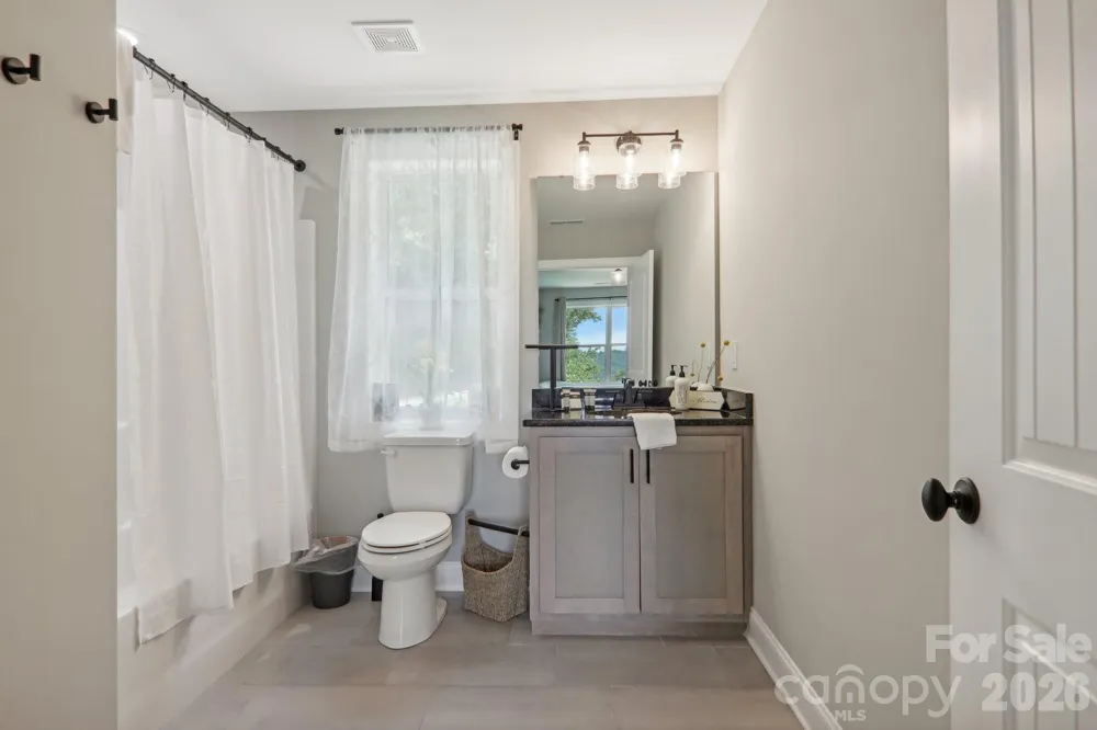 1105 Falls View Drive Bryson City, NC 28713