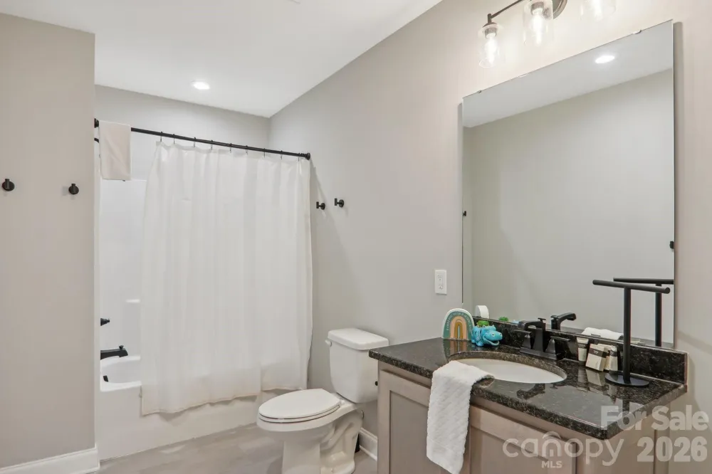 1105 Falls View Drive Bryson City, NC 28713