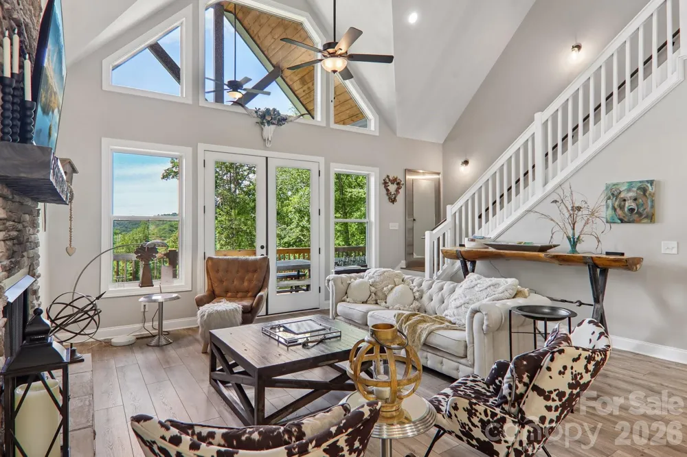 1105 Falls View Drive Bryson City, NC 28713
