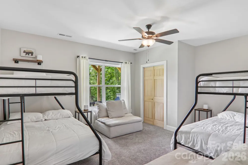 1105 Falls View Drive Bryson City, NC 28713
