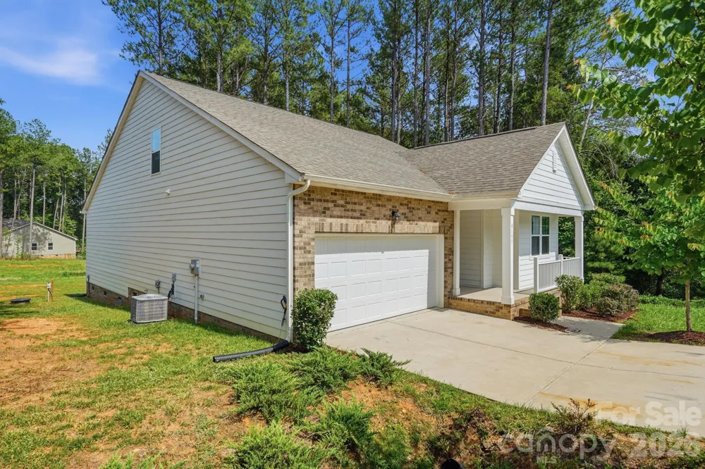 8157 Long Island Road Catawba, NC 28609