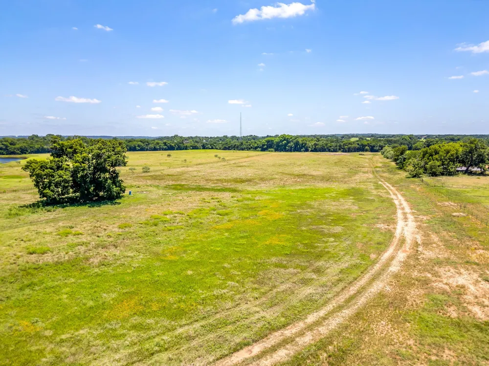 Big Valley Circle Lipan, TX 76462