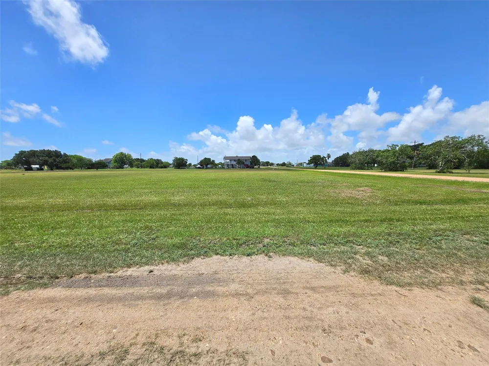 1288 Indigo Drive Palacios, TX 77465