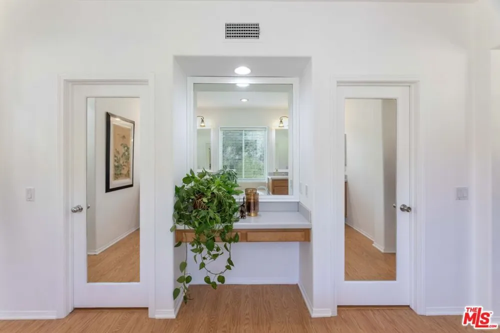 22 Moonridge Court Azusa, CA 91702