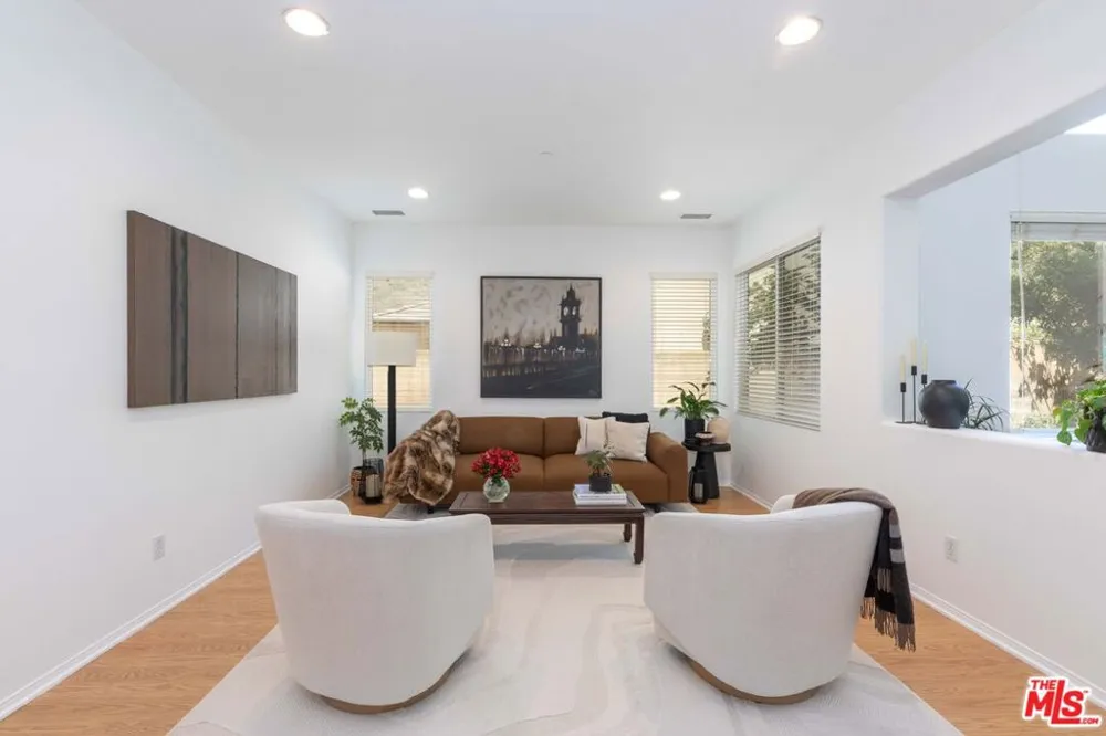 22 Moonridge Court Azusa, CA 91702