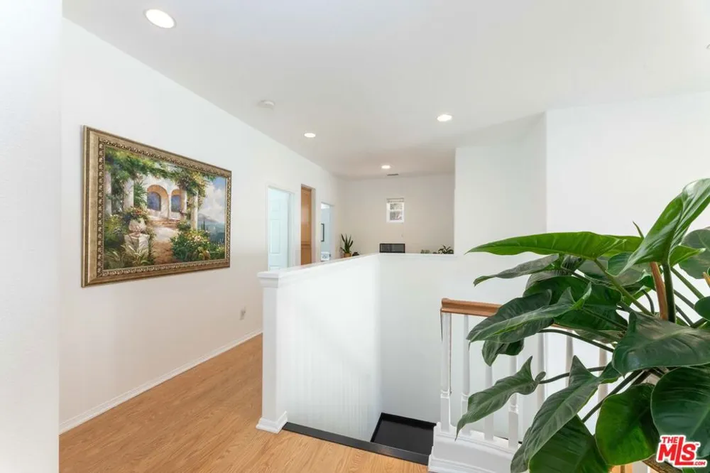 22 Moonridge Court Azusa, CA 91702