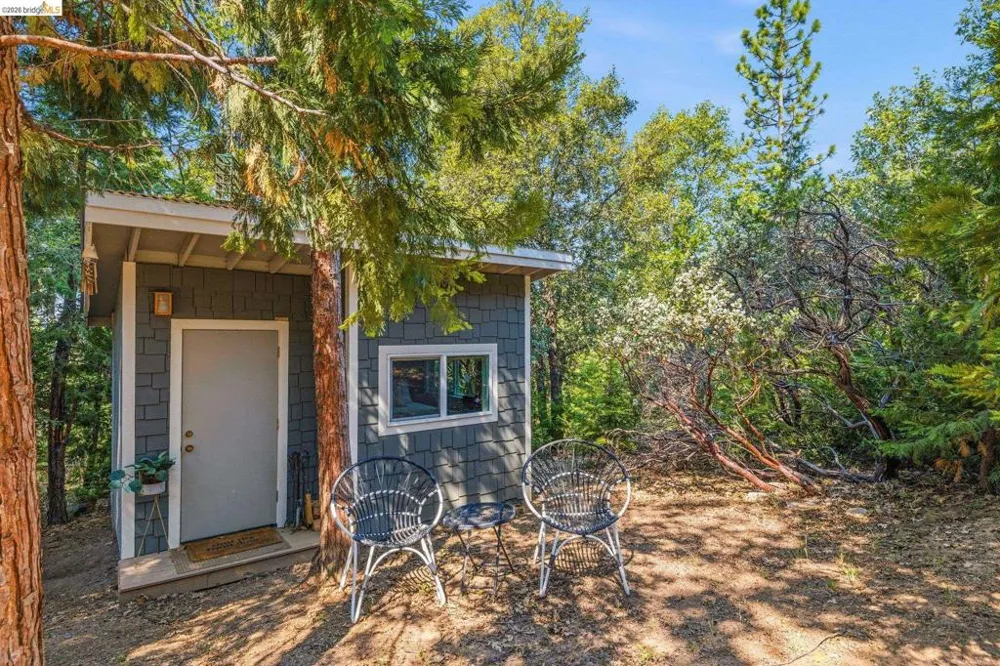 18927 Sycamore Cir Twain Harte, CA 95383