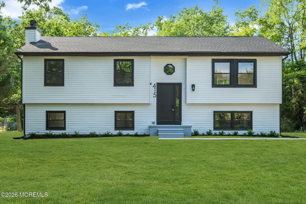 415 S 1st Avenue Galloway, NJ 08205