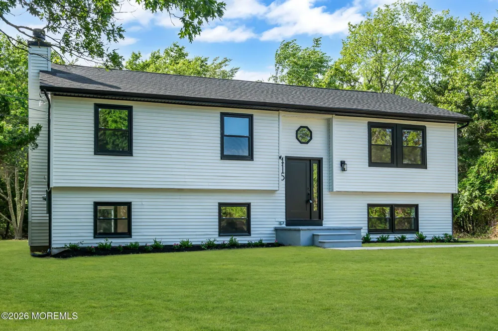 415 S 1st Avenue Galloway, NJ 08205