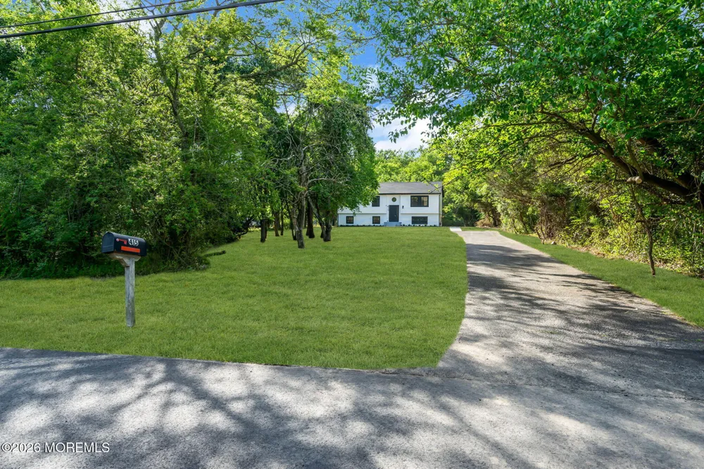 415 S 1st Avenue Galloway, NJ 08205
