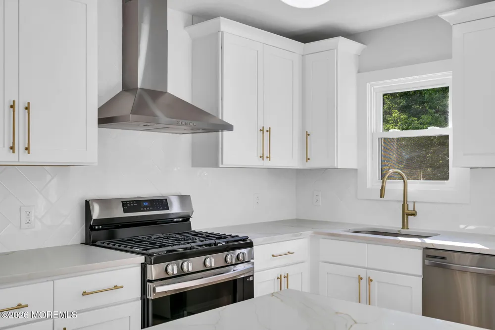 415 S 1st Avenue Galloway, NJ 08205