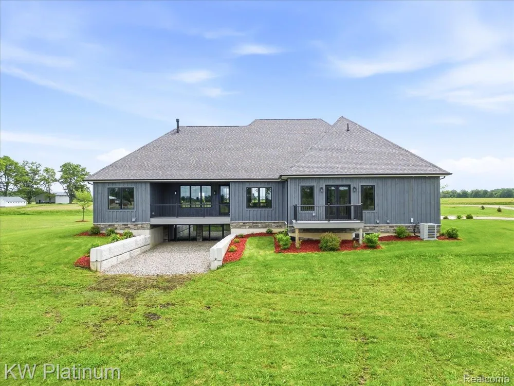 493 Wood Road Lamotte Township, MI 48472