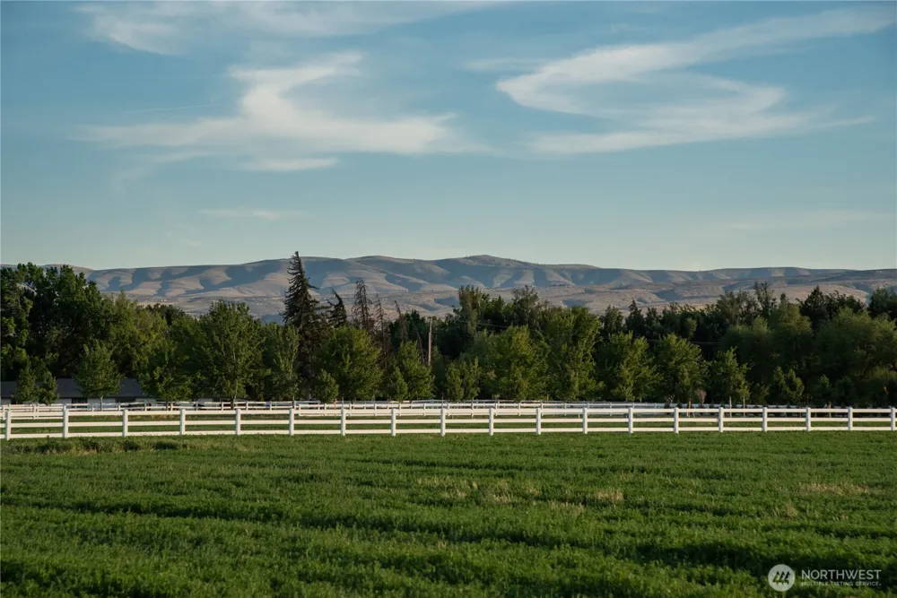 2 A Look Road Ellensburg, WA 98926