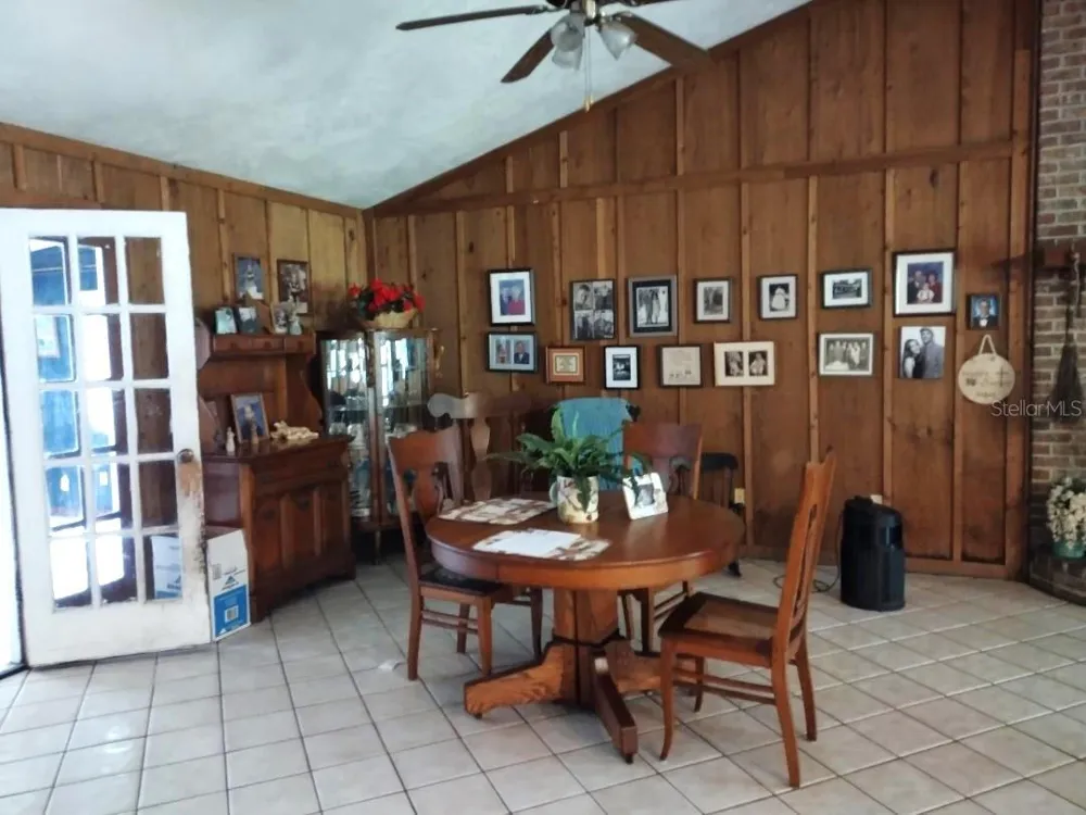 9983 W HIGHWAY 100 Bunnell, FL 32110