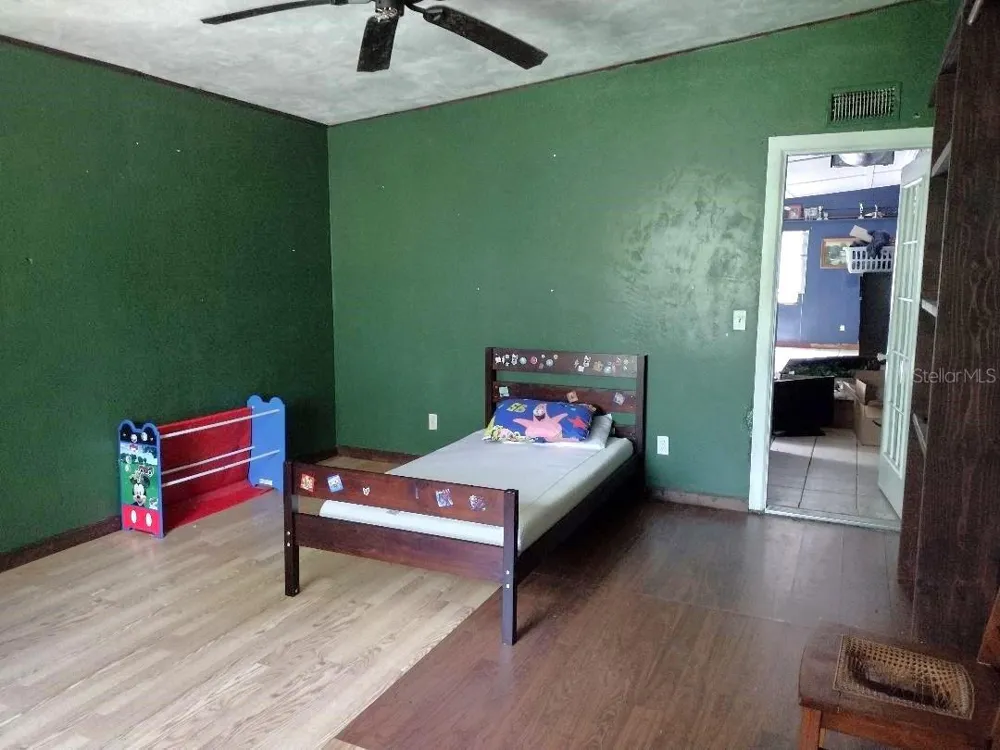 9983 W HIGHWAY 100 Bunnell, FL 32110