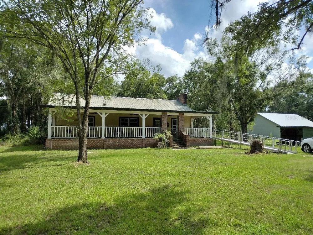 9983 W HIGHWAY 100 Bunnell, FL 32110