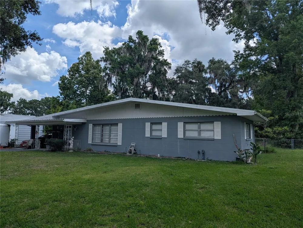 7633 S CRESCENT LOOP Floral City, FL 34436