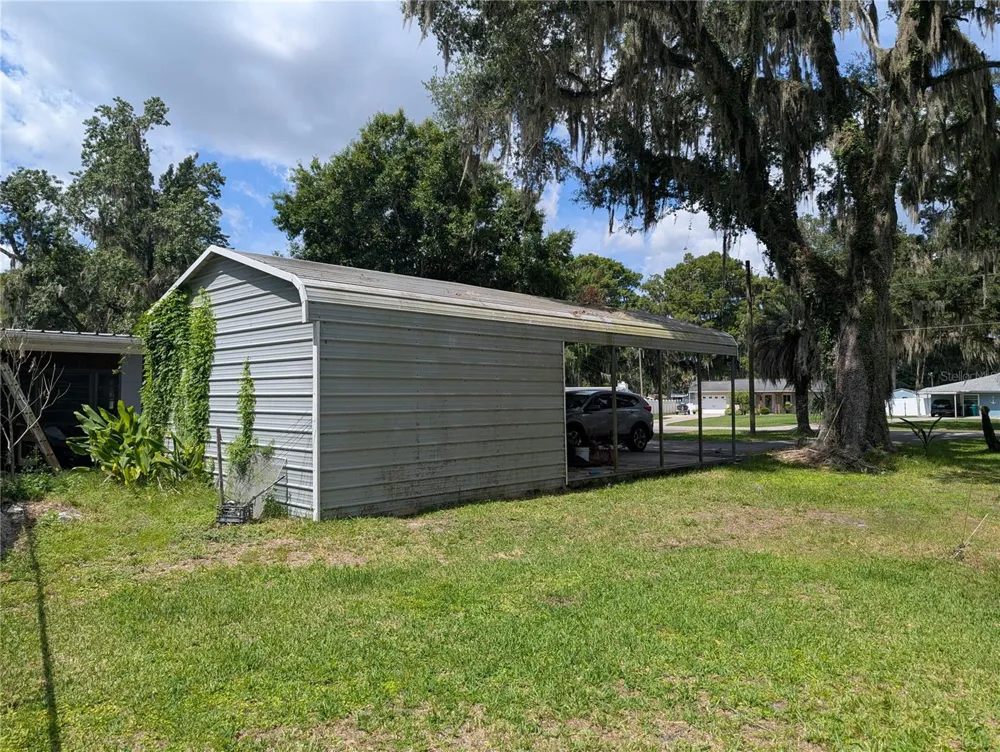 7633 S CRESCENT LOOP Floral City, FL 34436