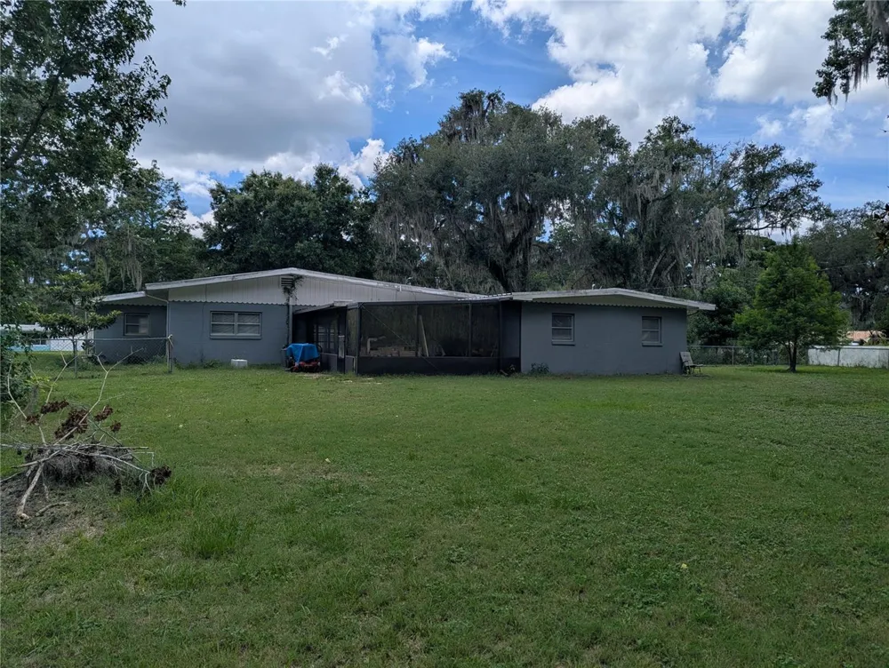 7633 S CRESCENT LOOP Floral City, FL 34436