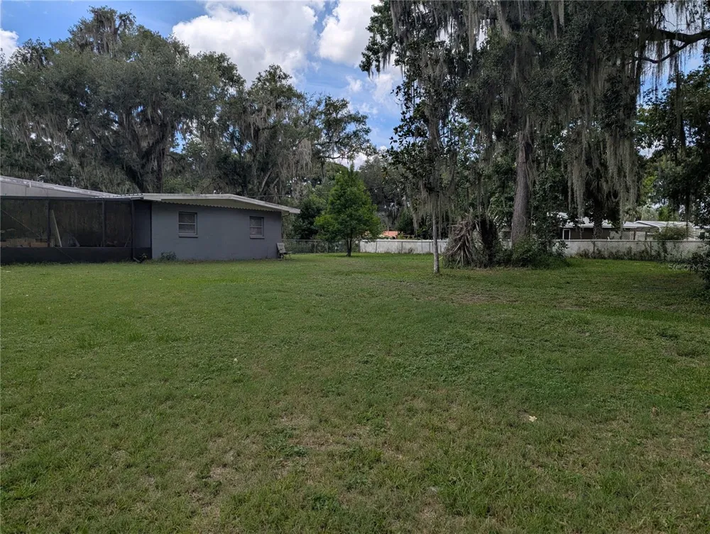 7633 S CRESCENT LOOP Floral City, FL 34436