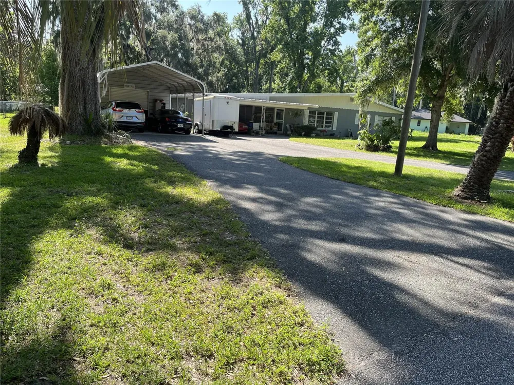 7633 S CRESCENT LOOP Floral City, FL 34436