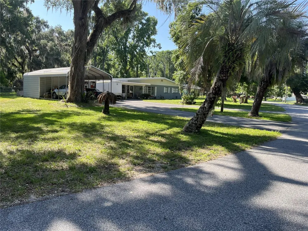 7633 S CRESCENT LOOP Floral City, FL 34436