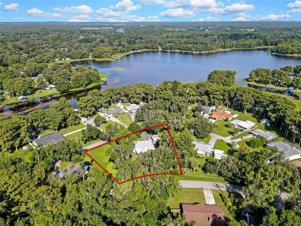 7633 S CRESCENT LOOP Floral City, FL 34436