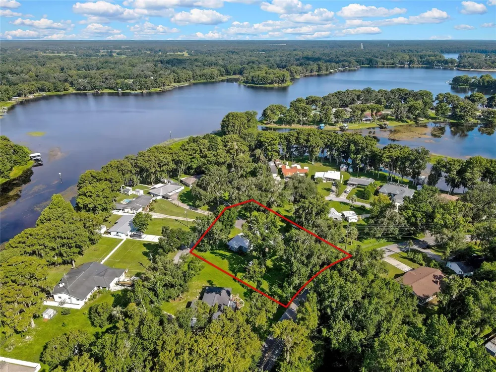 7633 S CRESCENT LOOP Floral City, FL 34436