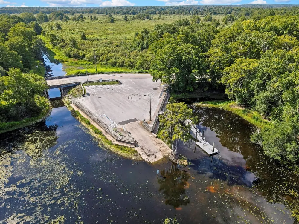 7633 S CRESCENT LOOP Floral City, FL 34436