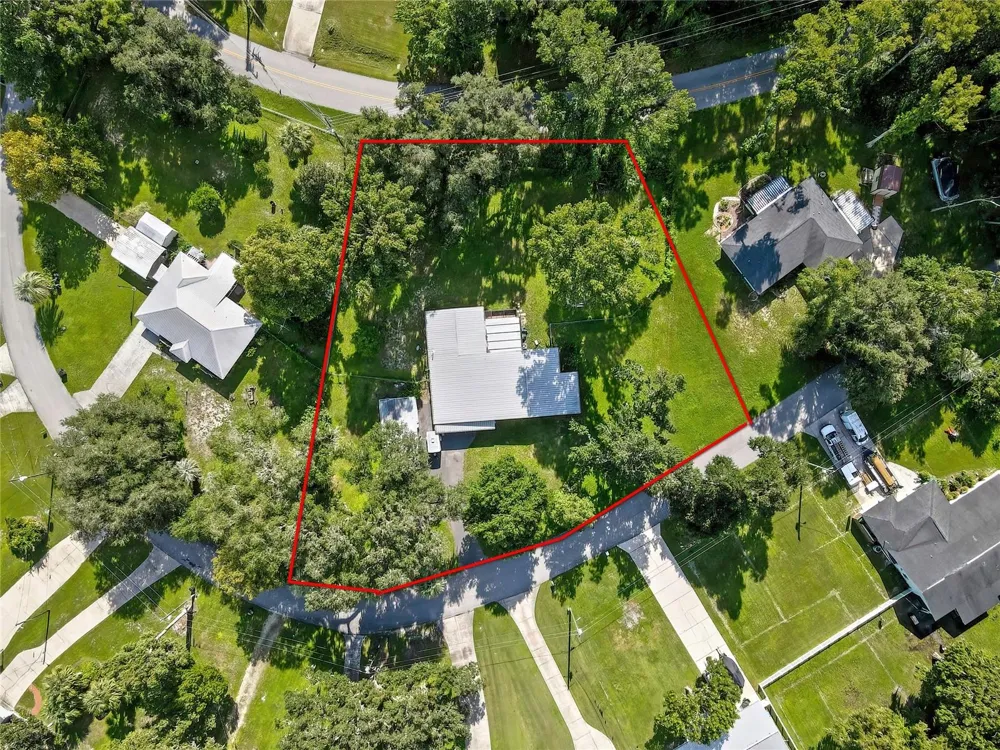 7633 S CRESCENT LOOP Floral City, FL 34436