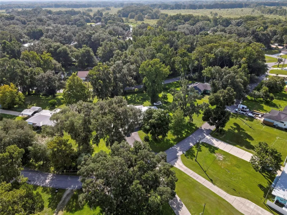7633 S CRESCENT LOOP Floral City, FL 34436