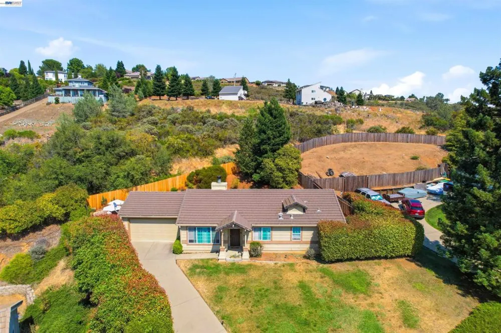 3369 Tea Rose Drive El Dorado Hills, CA 95762