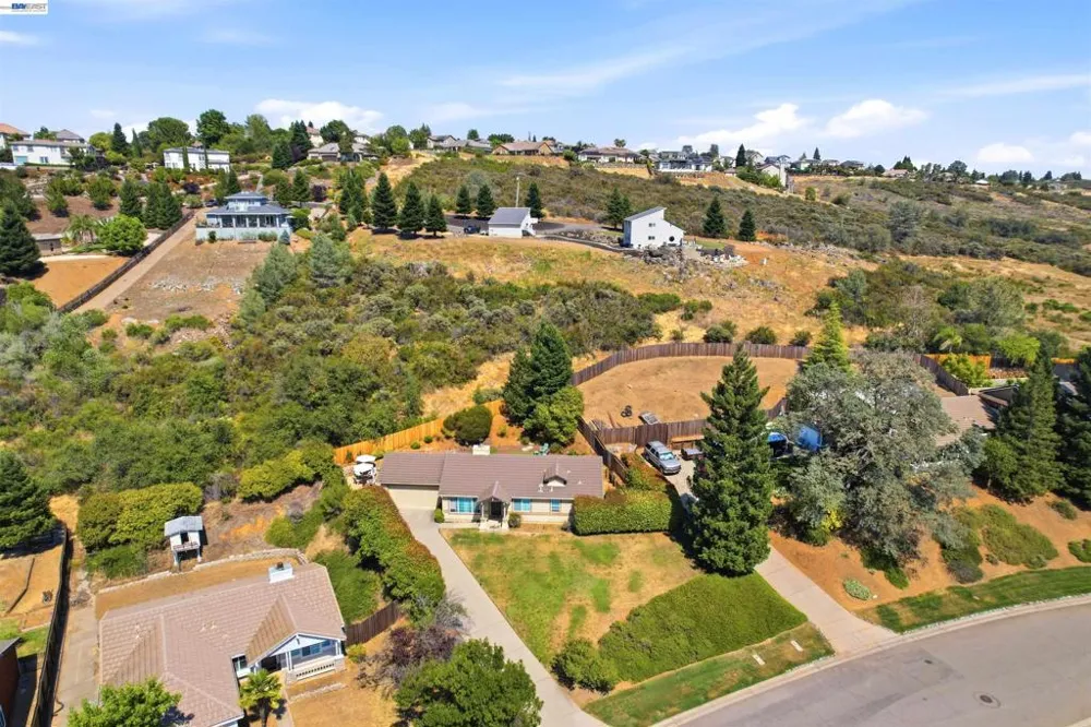 3369 Tea Rose Drive El Dorado Hills, CA 95762
