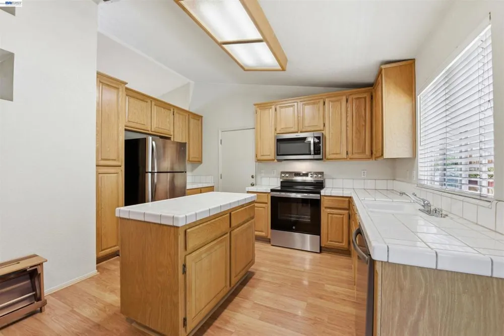 3369 Tea Rose Drive El Dorado Hills, CA 95762
