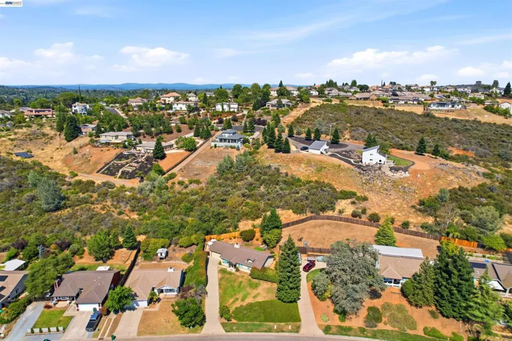3369 Tea Rose Drive El Dorado Hills, CA 95762