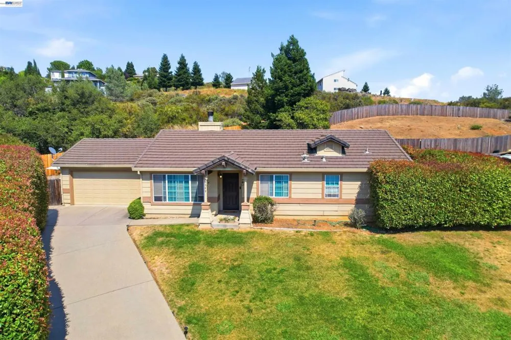 3369 Tea Rose Drive El Dorado Hills, CA 95762