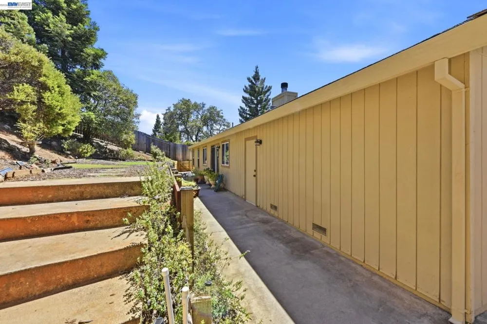 3369 Tea Rose Drive El Dorado Hills, CA 95762