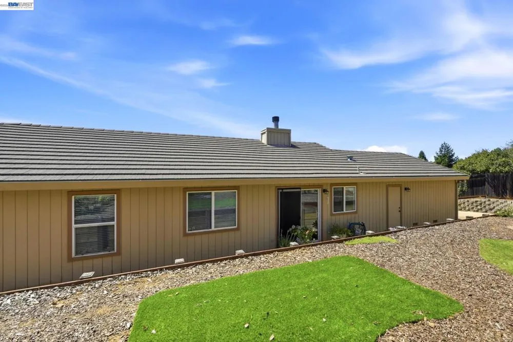 3369 Tea Rose Drive El Dorado Hills, CA 95762