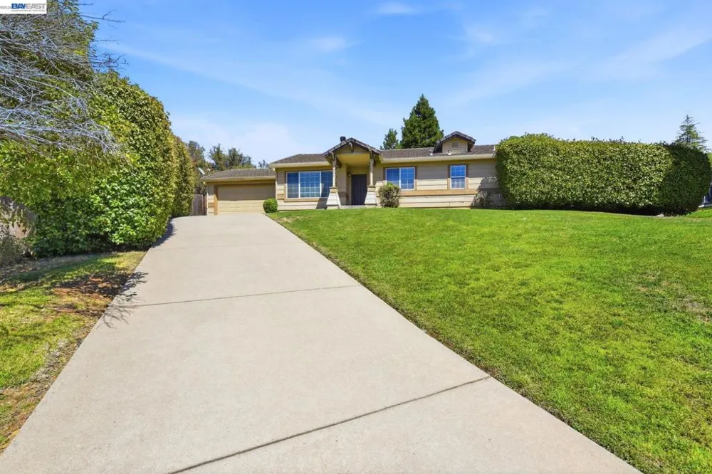3369 Tea Rose Drive El Dorado Hills, CA 95762