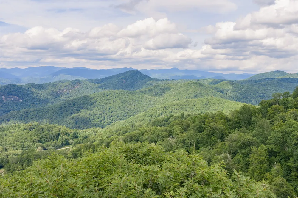 Lot 29 Bullbriar Drive Glenville, NC 28736
