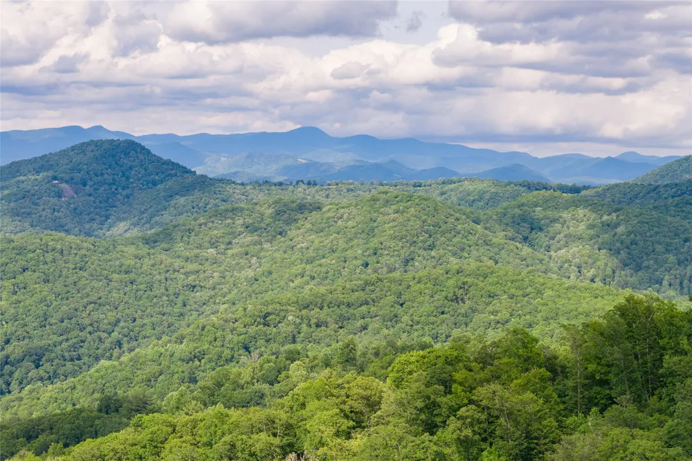 Lot 29 Bullbriar Drive Glenville, NC 28736