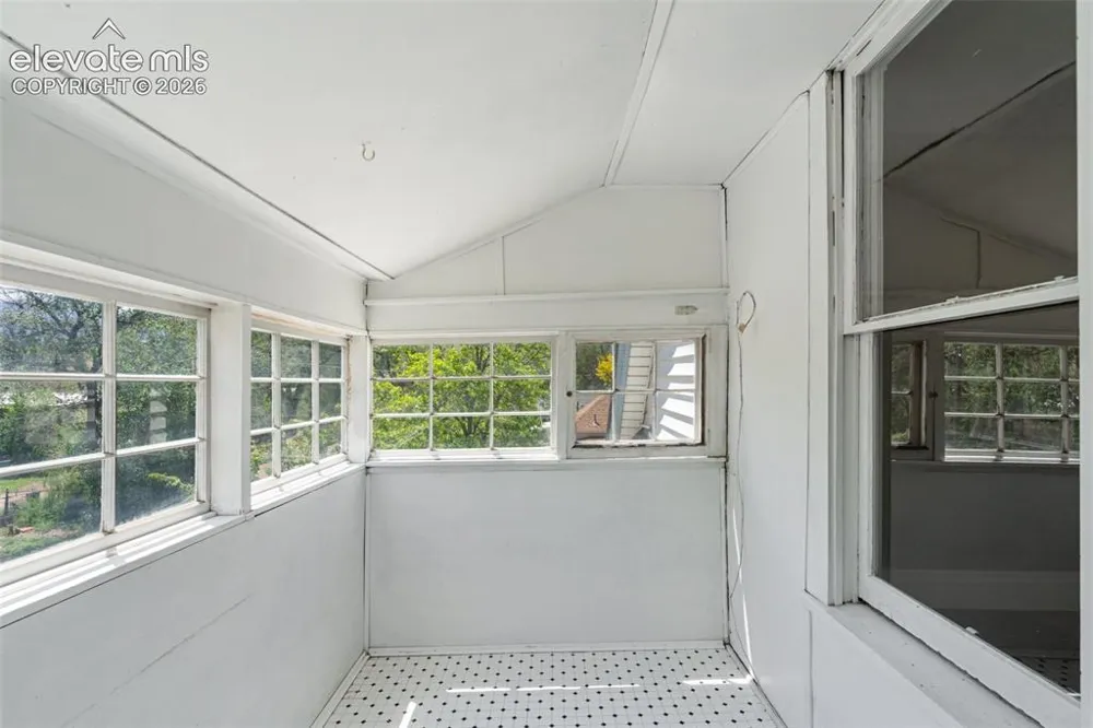 1230 Glen Avenue Colorado Springs, CO 80905