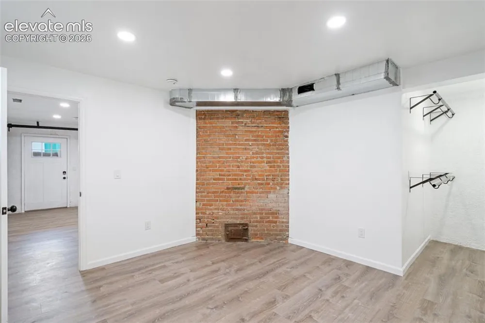 1230 Glen Avenue Colorado Springs, CO 80905