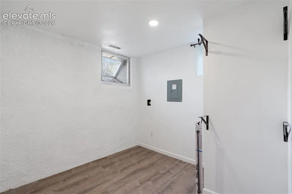 1230 Glen Avenue Colorado Springs, CO 80905